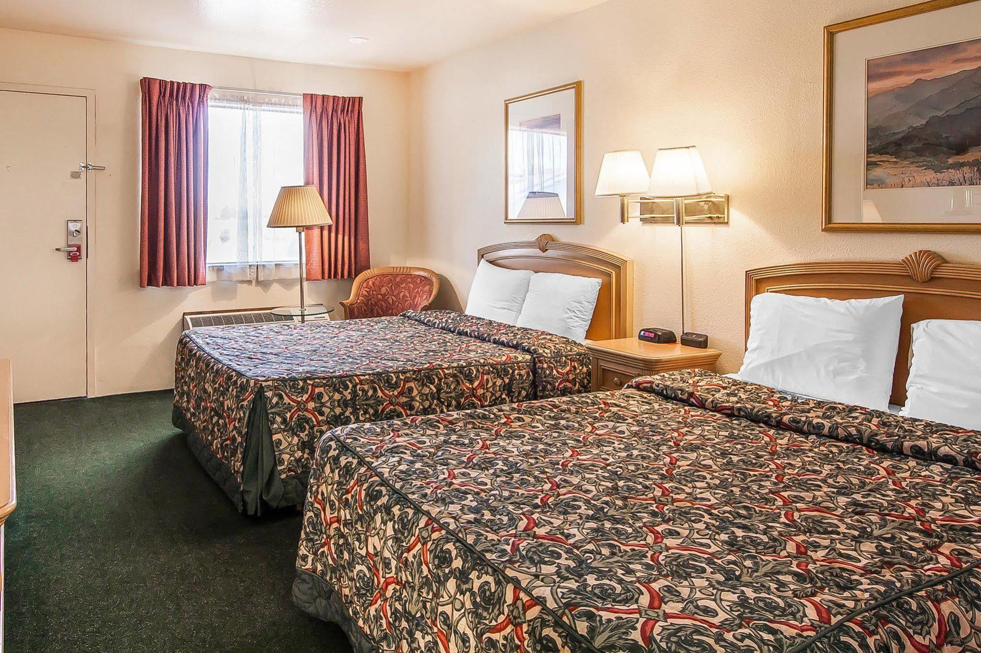 Econo Lodge Ashland Exteriör bild